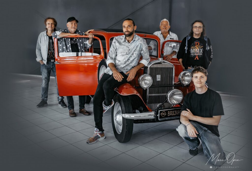 Bandportrait Karussell Rockband