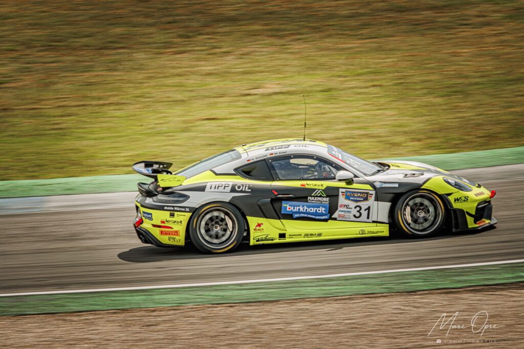 Porsche 718 Cayman GT4 RS